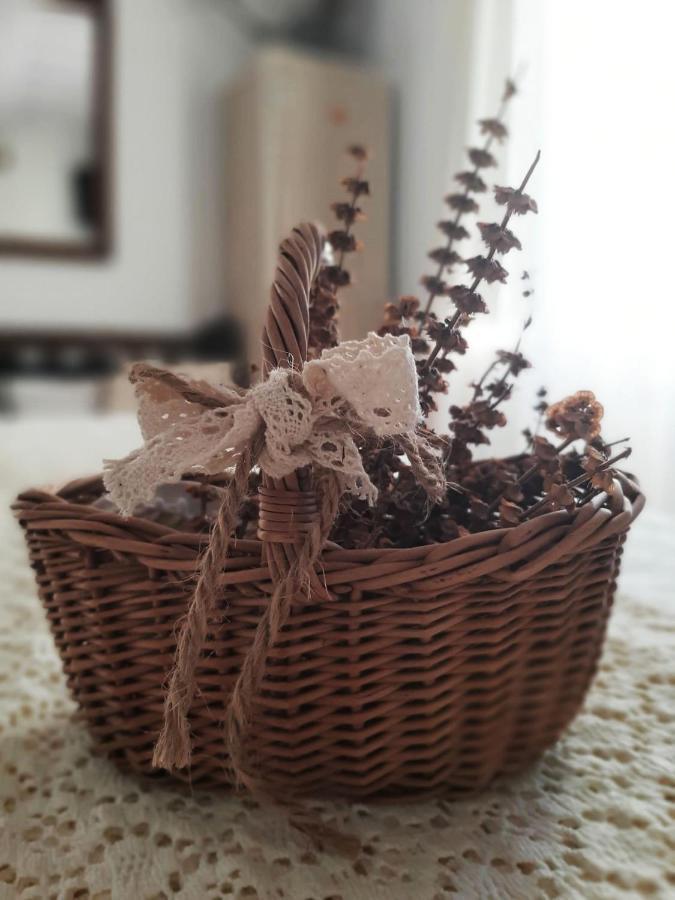 B&B Natalia Gualdo Tadino Buitenkant foto