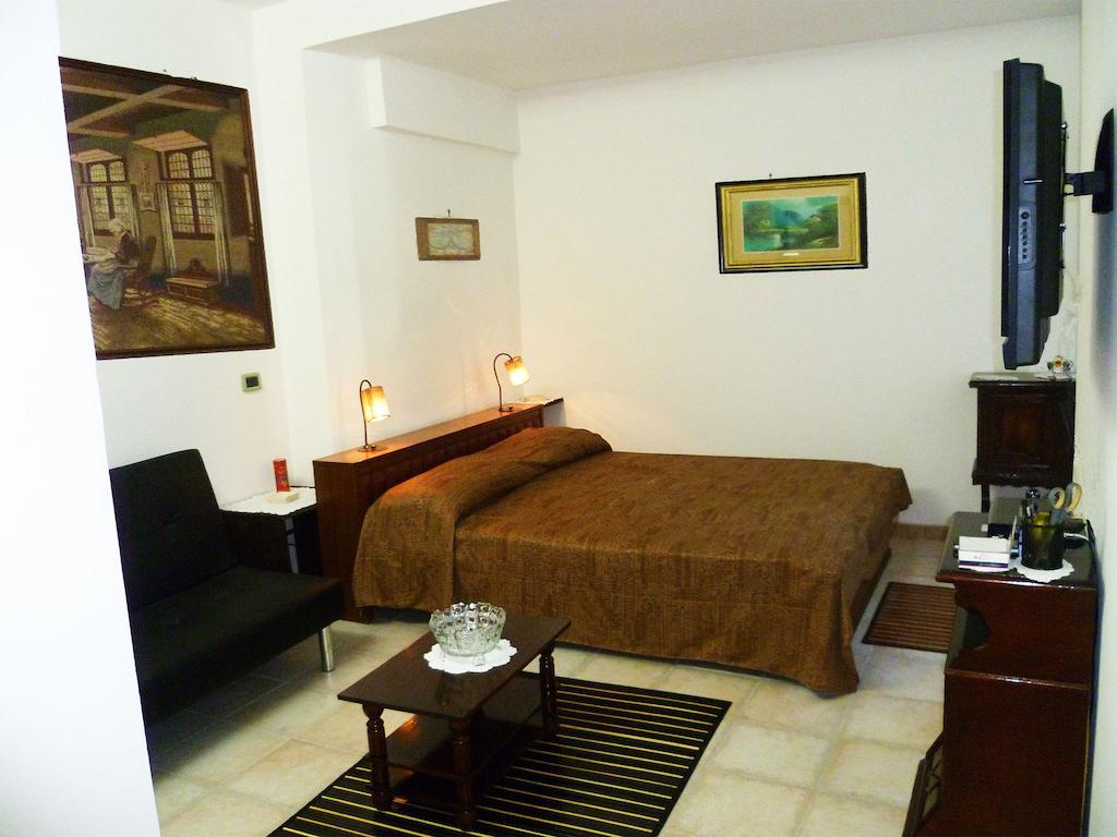 B&B Natalia Gualdo Tadino Buitenkant foto
